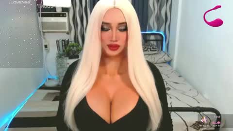 Snapshot of great_selfsuckerts chatting on 13, 5, 2026 PAULATHEONE online show from 13, 5, 2026
