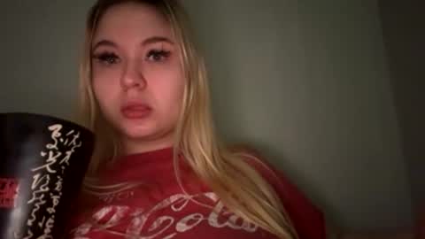 Lina 3 online show from 7, 4, 2026