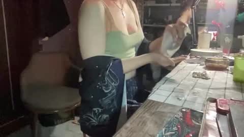 April online show from 12, 11, 2025