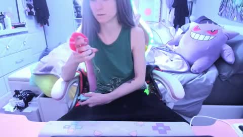 Snapshot of greeneyedlovexo chatting on 13, 1, 2025 GreenEyedLovexo online show from 13, 1, 2025