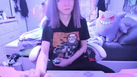 Snapshot of greeneyedlovexo chatting on 15, 1, 2025 GreenEyedLovexo online show from 15, 1, 2025