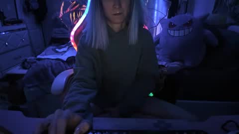 Snapshot of greeneyedlovexo chatting on 3, 2, 2025 GreenEyedLovexo online show from 3, 2, 2025