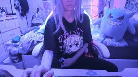 Snapshot of greeneyedlovexo chatting on 11, 2, 2025 GreenEyedLovexo online show from 11, 2, 2025