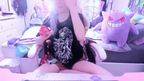 Snapshot of greeneyedlovexo chatting on 13, 2, 2025 GreenEyedLovexo online show from 13, 2, 2025