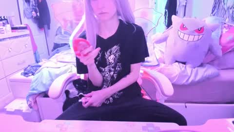 Snapshot of greeneyedlovexo chatting on 21, 2, 2025 GreenEyedLovexo online show from 21, 2, 2025