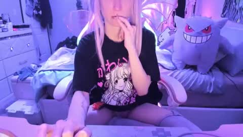 Snapshot of greeneyedlovexo chatting on 1, 3, 2025 GreenEyedLovexo online show from 1, 3, 2025