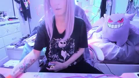 Snapshot of greeneyedlovexo chatting on 9, 3, 2025 GreenEyedLovexo online show from 9, 3, 2025