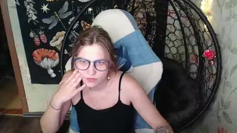 Lina online show from 22, 7, 2026