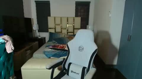 greta_v online show from 7, 1, 2026