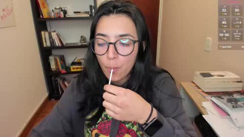 Snapshot of gretagat chatting on 14, 9, 2025 Greta online show from 14, 9, 2025