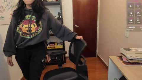 Snapshot of gretagat chatting on 26, 11, 2025 Greta online show from 26, 11, 2025