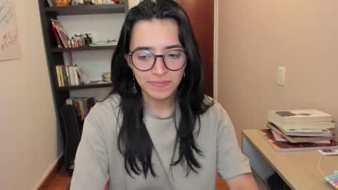 Snapshot of gretagat chatting on 28, 11, 2025 Greta online show from 28, 11, 2025