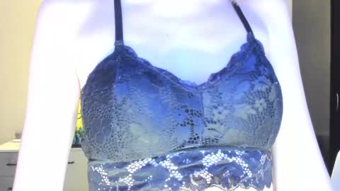 Snapshot of gretamiln chatting on 6, 12, 2024 Greta online show from 6, 12, 2024