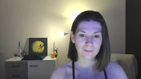 Snapshot of gretamiln chatting on 12, 1, 2025 Greta online show from 12, 1, 2025