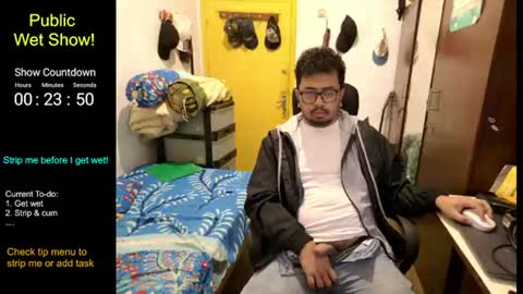 Snapshot of greybondage93 chatting on 1, 7, 2026 Grey Hardy Slave online show from 1, 7, 2026