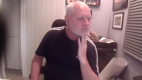 greyfox_6000 online show from 18, 2, 2025