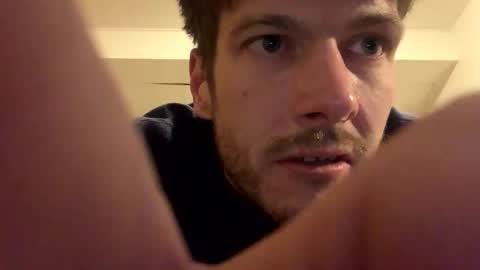 Perfectlyaveragesavage online show from 24, 4, 2026