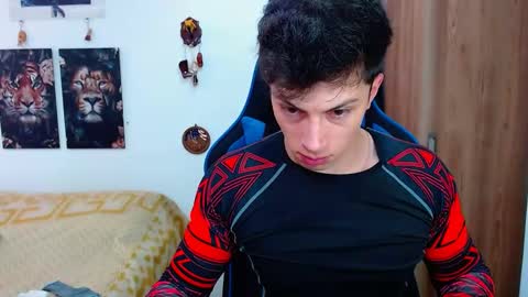 griego01 online show from 15, 1, 2025