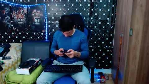 griego01 online show from 17, 9, 2025