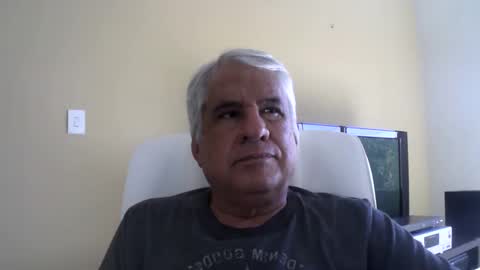 Snapshot of grisa01 chatting on 24, 5, 2026 grisa01 online show from 24, 5, 2026