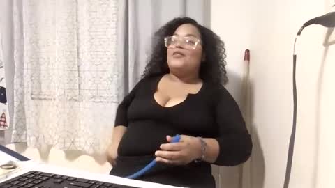 Snapshot of griseldablanco39 chatting on 8, 11, 2025 griseldablanco39 online show from 8, 11, 2025