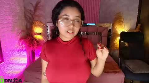 Snapshot of griselle_rousse chatting on 25, 6, 2026 online show from 25, 6, 2026