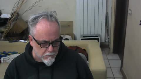 Snapshot of grz65 chatting on 8, 2, 2026 GRIZZLY65 online show from 8, 2, 2026