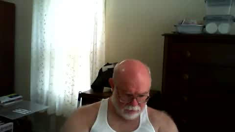 Snapshot of gtnolder60 chatting on 15, 6, 2026 Gary online show from 15, 6, 2026