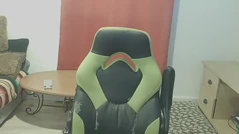 guillaume666286050 online show from 26, 9, 2025