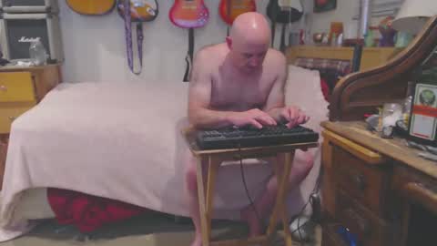 Mario online show from 25, 2, 2025