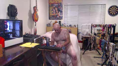 Mario online show from 20, 10, 2025