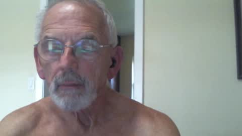 Snapshot of gulfcoast1952 chatting on 29, 12, 2024 Roy online show from 29, 12, 2024