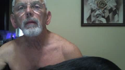 Snapshot of gulfcoast1952 chatting on 2, 1, 2025 Roy online show from 2, 1, 2025