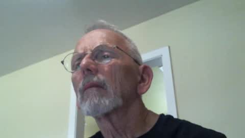 Snapshot of gulfcoast1952 chatting on 23, 2, 2025 Roy online show from 23, 2, 2025
