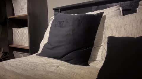 gumbywanna online show from 8, 3, 2025