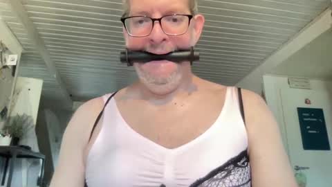 gummicasual online show from 10, 2, 2026