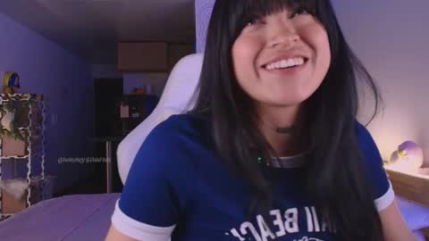 Snapshot of gummysaurus chatting on 23, 5, 2026 S online show from 23, 5, 2026