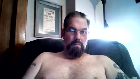 Snapshot of guy4fun8 chatting on 5, 1, 2025 guy4fun8 online show from 5, 1, 2025