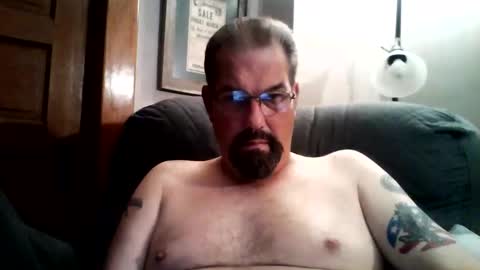 Snapshot of guy4fun8 chatting on 21, 9, 2025 guy4fun8 online show from 21, 9, 2025