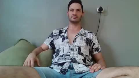 Snapshot of guyhardon chatting on 11, 3, 2025 Guy Hardon online show from 11, 3, 2025