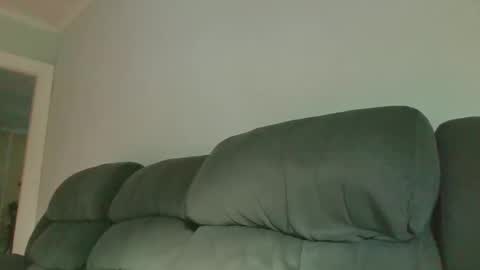 guynaked105 online show from 29, 9, 2025