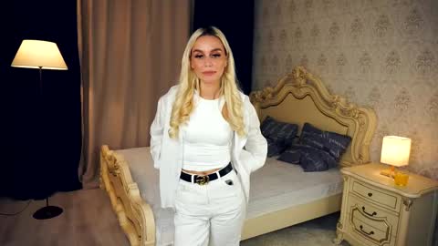 Sofia online show from 4, 12, 2024