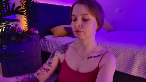 gwenhilton online show from 30, 9, 2025