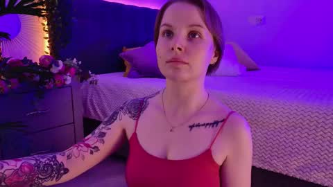 gwenhilton online show from 7, 10, 2025