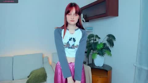 Kelly  Lilly online show from 23, 11, 2025