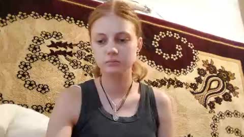 Kelly  Lilly online show from 4, 8, 2026