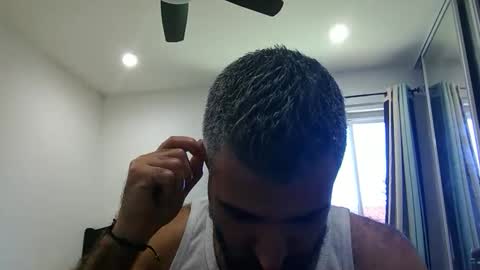 h0nest84 online show from 26, 10, 2025