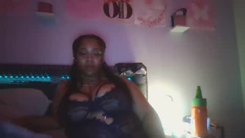 Snapshot of h0neykns chatting on 30, 7, 2026 Hon3y online show from 30, 7, 2026