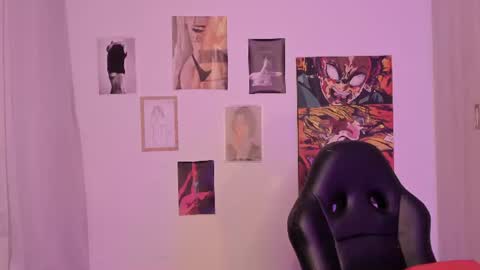 haanna_thompsoon online show from 11, 6, 2026