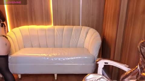 hadda_crazy_b online show from 27, 2, 2026